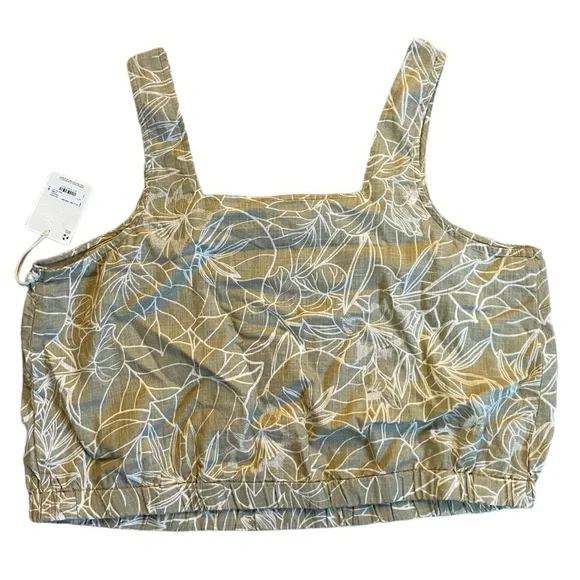 a.n.a Crop Top - Picture 2 of 4